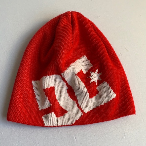 DC Other - DC Toque Red and White
